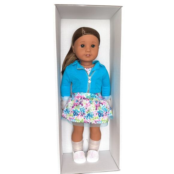 American Girl Truly Me 18" Doll #79 with Brown Straigt Hair - Picture 1 of 6